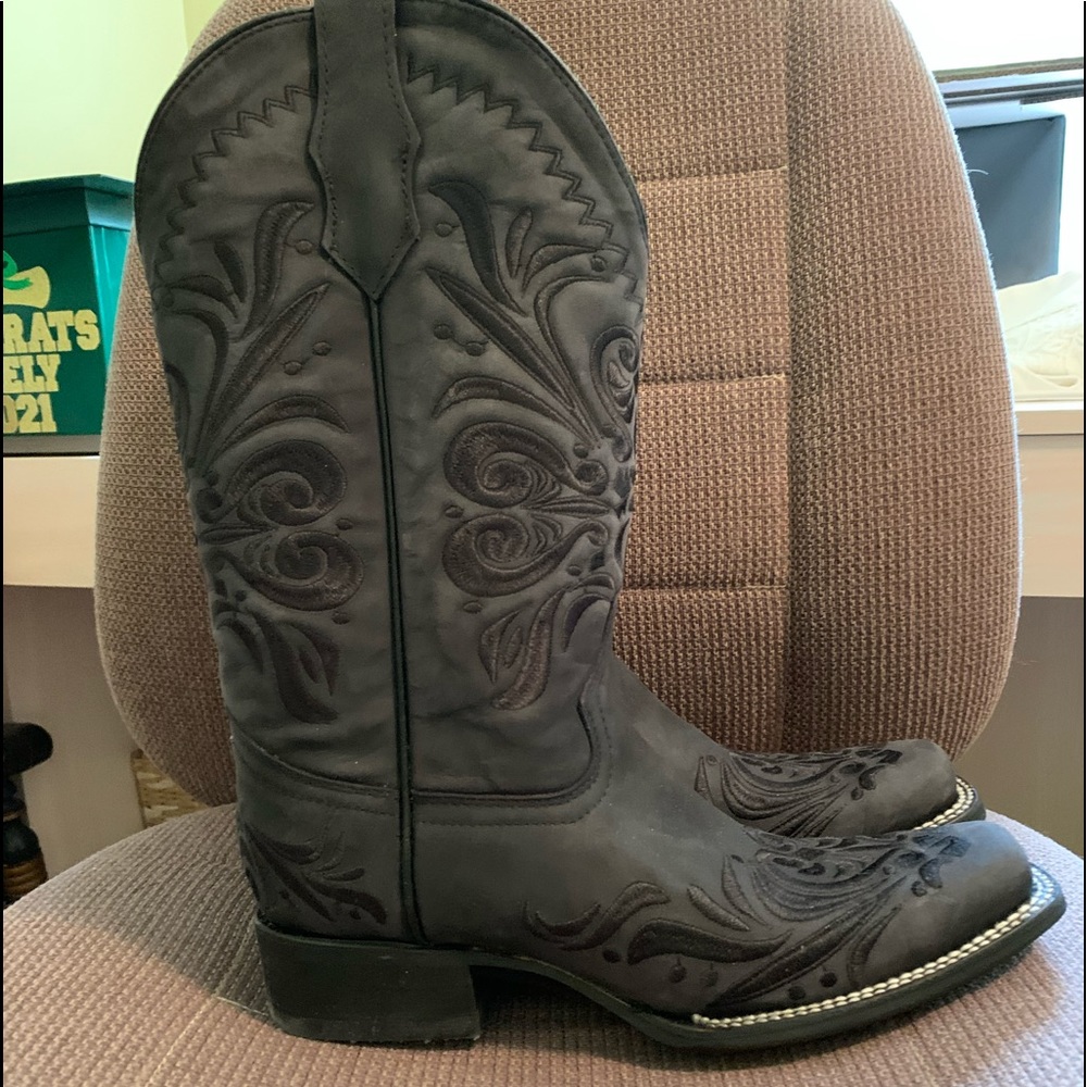 Circle G Wmn’s Embroidery Western Boot Square Toe